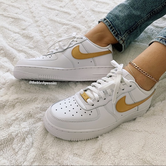 Nike Custom Air Force 1 NWT - Picture 4 of 16